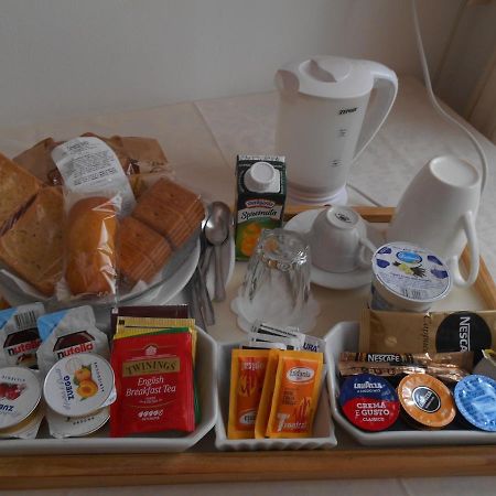 Bed and Breakfast Le Rose Malpensa Busto Arsizio Exterior foto