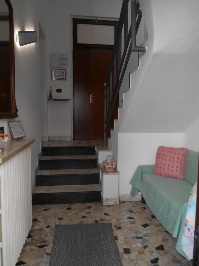 Bed and Breakfast Le Rose Malpensa Busto Arsizio Exterior foto