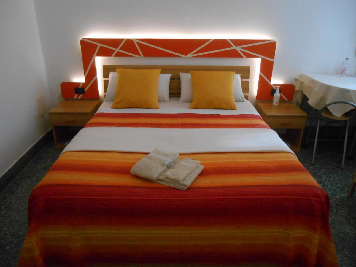 Bed and Breakfast Le Rose Malpensa Busto Arsizio Exterior foto