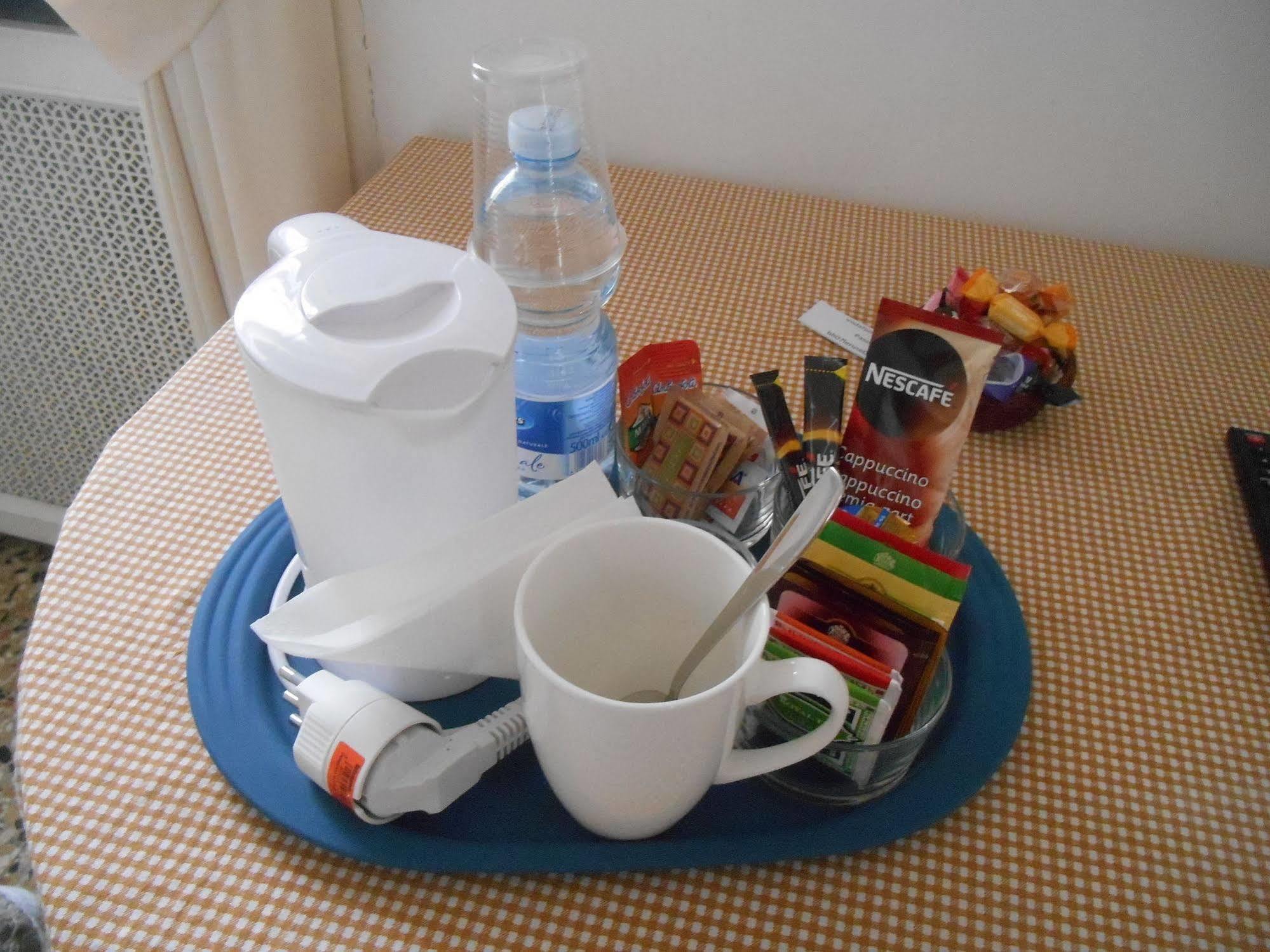 Bed and Breakfast Le Rose Malpensa Busto Arsizio Exterior foto