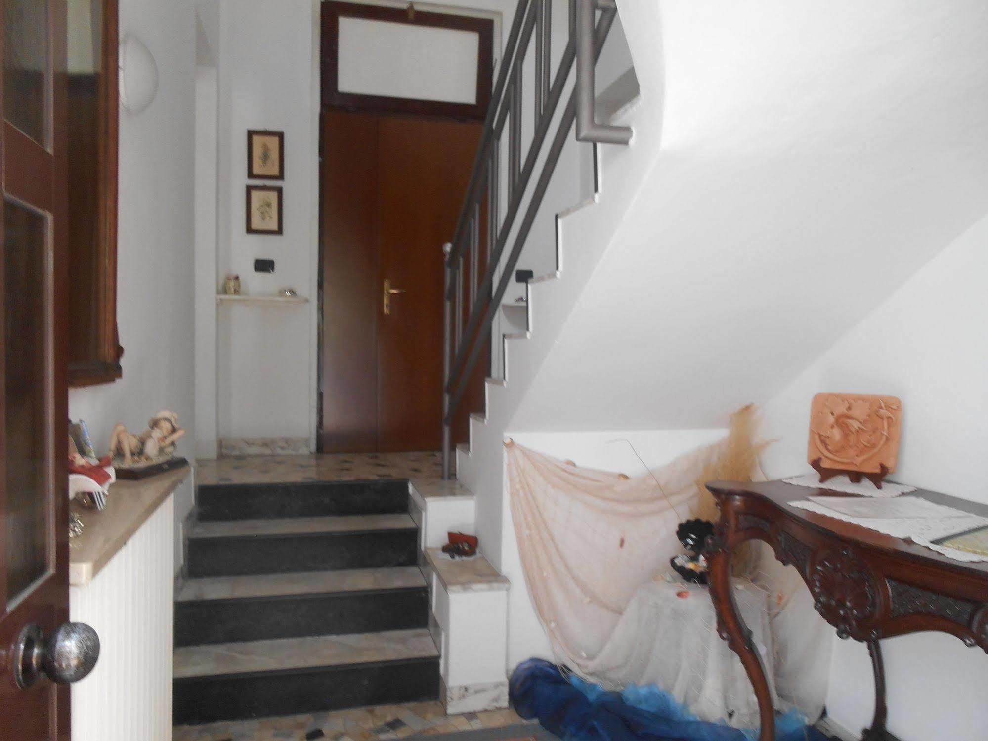 Bed and Breakfast Le Rose Malpensa Busto Arsizio Exterior foto